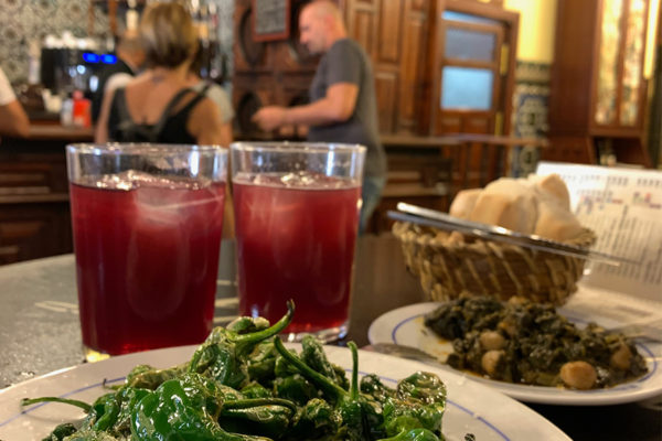 西班牙美食之旅 夏日調酒 紅色的夏天Tinto de Verano